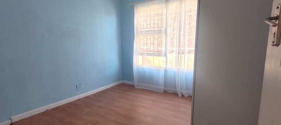To Let 3 Bedroom Property for Rent in Algoa Park Eastern Cape